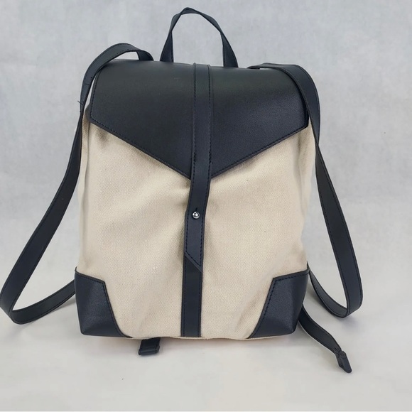Deux Lux | Bags | Deux Lux Colorblock Canvas Black Backpack  display picture 3